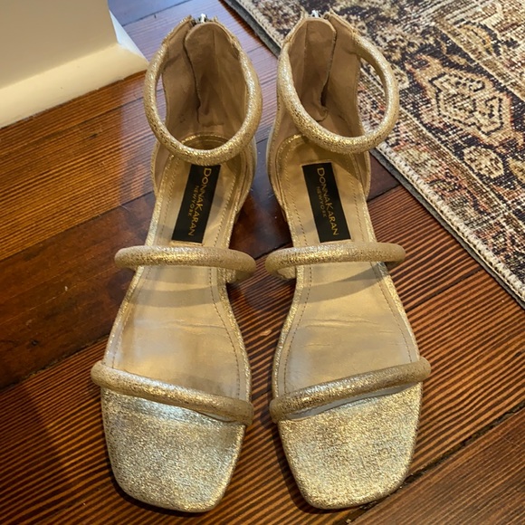 Donna Karan Galina sandals size 7.5 - Picture 2 of 5